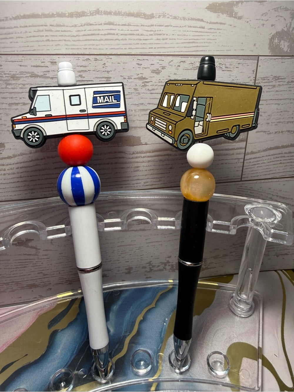 New Beaded Mail and Delivery Truck Novelty Pen Set